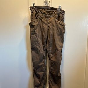 PRANA hiking/rock climbing pants! Size SM